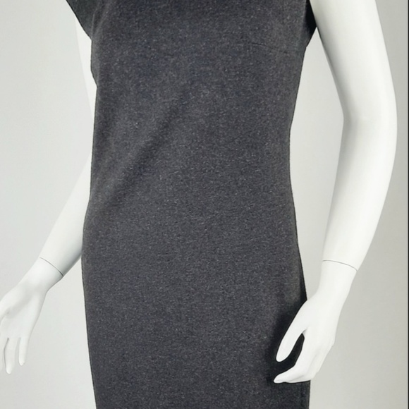 NEW YEAR SALE‼️ GUCCI GREY DRESS SOFT WOOL SLEEVELESS GREY - Picture 2 of 7